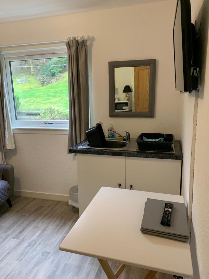 Alt-An Ensuite Self Catering Apartment With Twin Bedroom Fort William Bagian luar foto