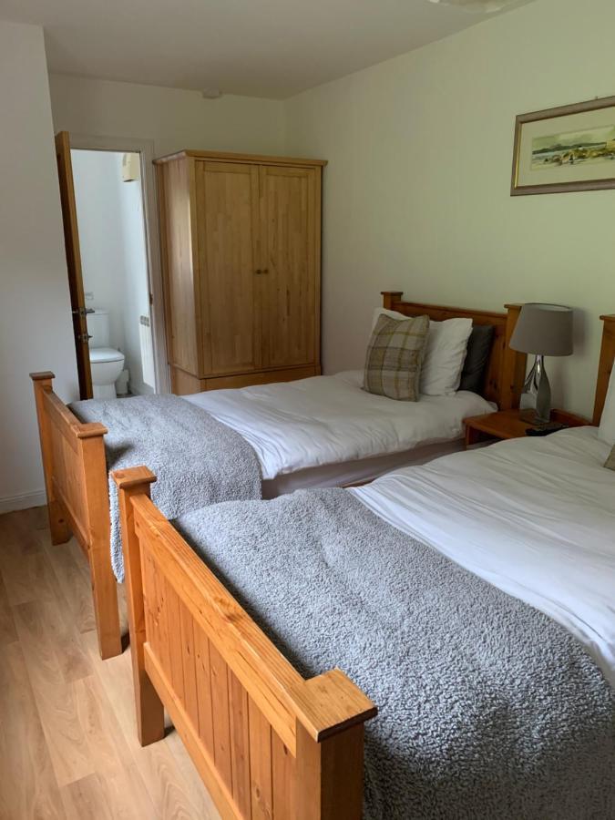 Alt-An Ensuite Self Catering Apartment With Twin Bedroom Fort William Bagian luar foto